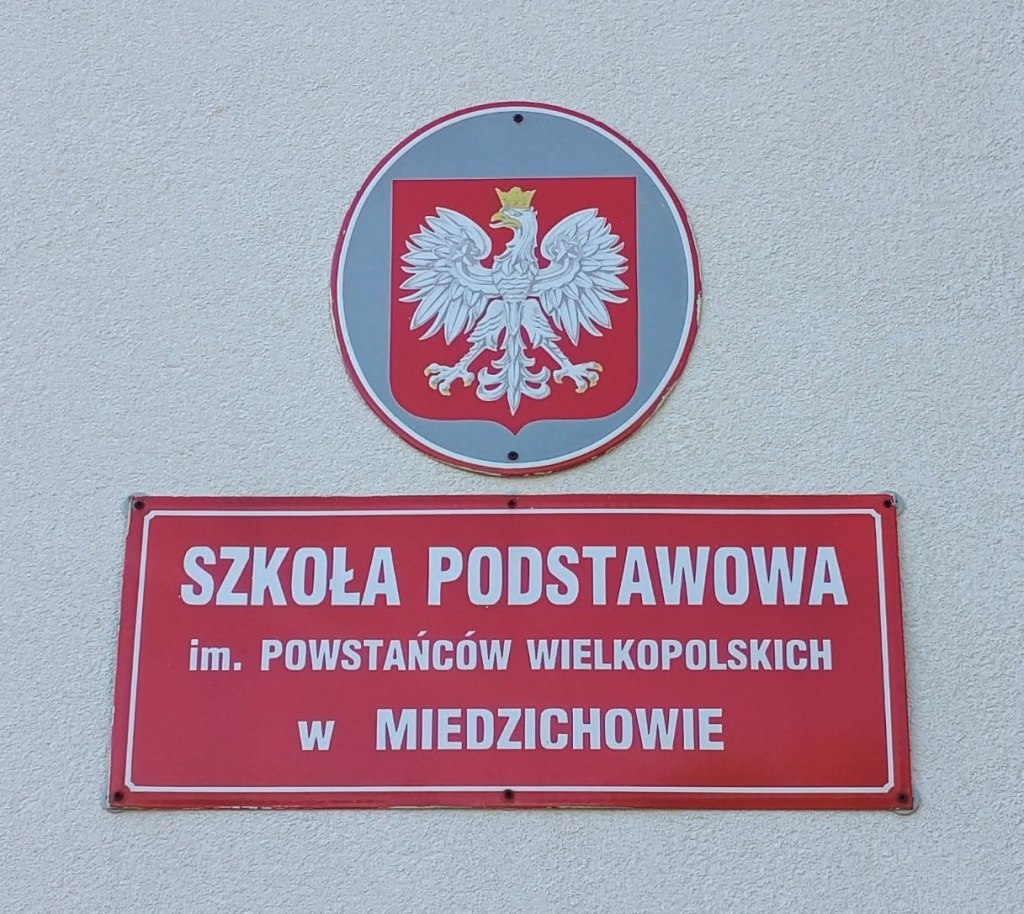Wizyta myśliwych w szkole podstawowej w miedzichowie